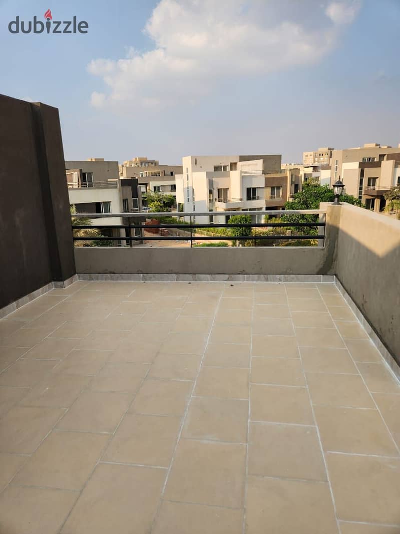 townhouse For rent ( First Hand ) in The Square -- 400m ( Kitchen cabinets  AC's )  New Cairo - Fifth Settlement 9