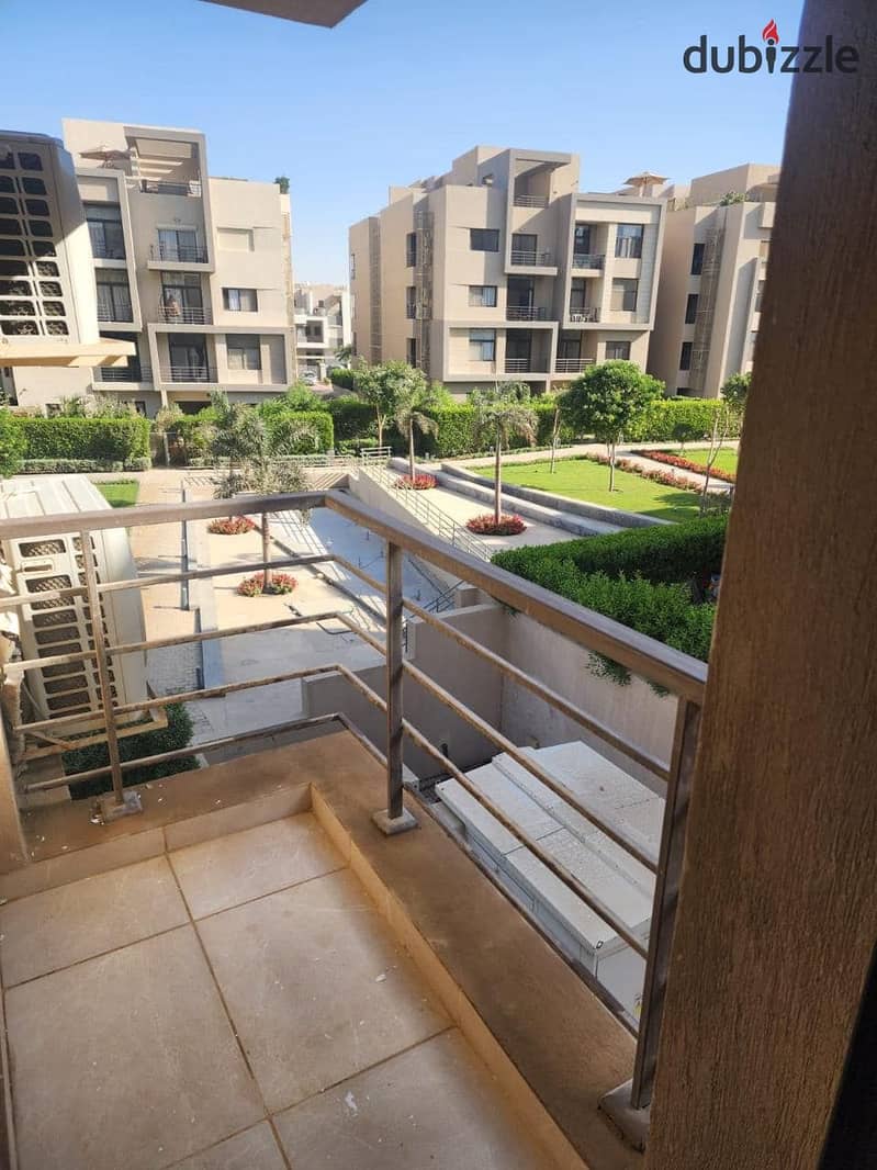 Apartment for rent in Al Marasem Compound with a very distinctive view 1