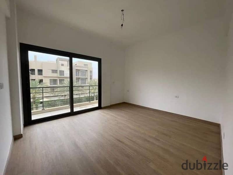 apartment for sale in fifth square 4