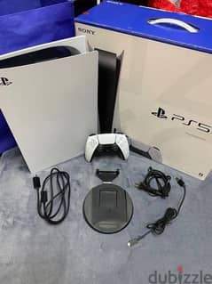 PlayStation 5 - Used 10 hrs, + CD:FC24 + Original Box & Controller! 0