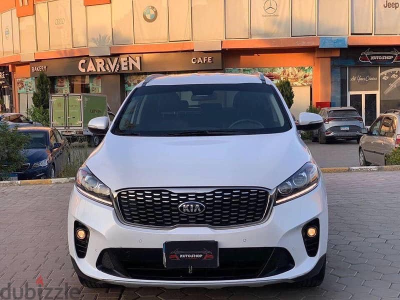 كيا سورينتو 2019/KIA SORENTO  بحاله ممتازه لون مميز 8