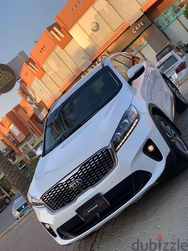 كيا سورينتو 2019/KIA SORENTO  بحاله ممتازه لون مميز 13