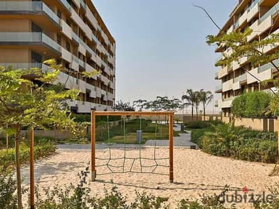 Apartment with 3 bedrooms, ready for immediate delivery and viewing, for sale near Madinaty in Al Brouj compound.