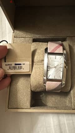 Original Authentic Burberry watch for women ساعة حريمي اصلية مش تقليد 0