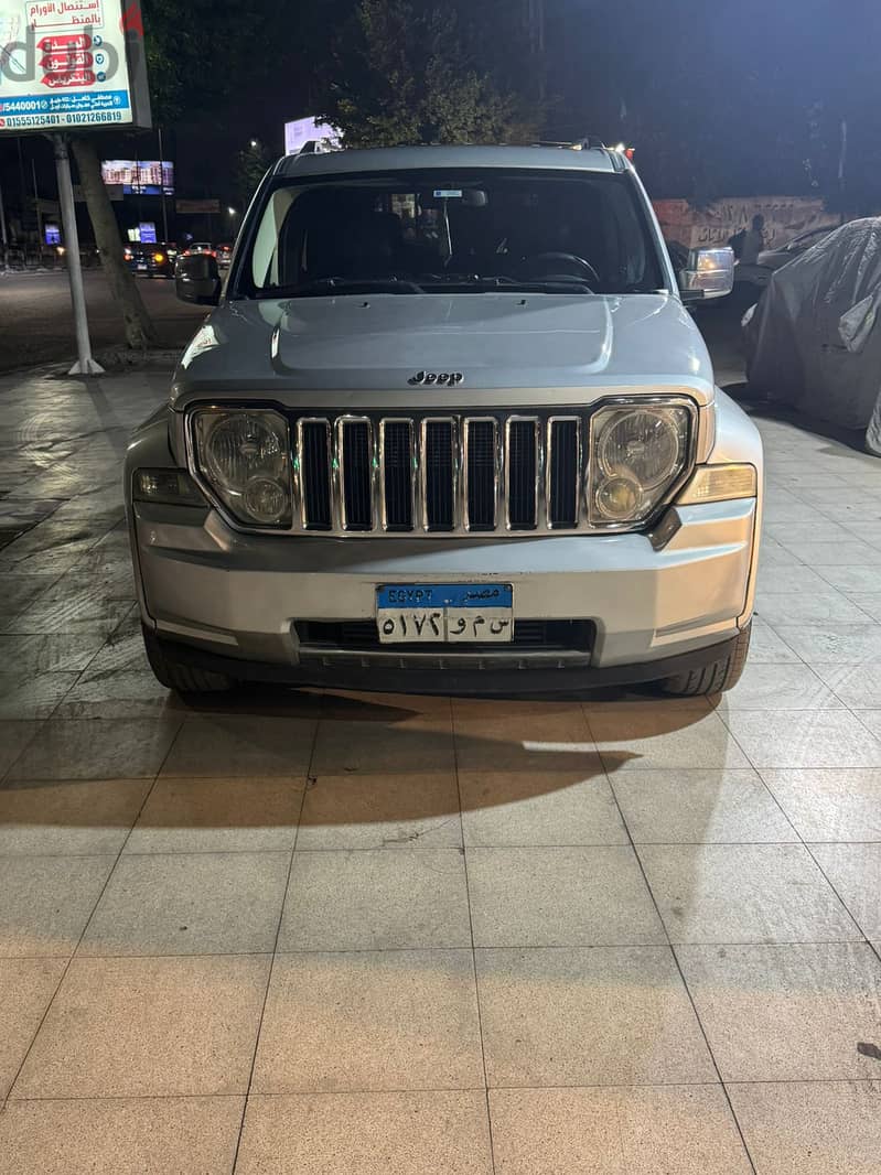 جيب شيروكى ٢٠١٠ فابريكا - Jeep Cherokee Kk 2010 1