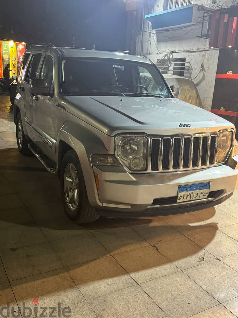 جيب شيروكى ٢٠١٠ فابريكا - Jeep Cherokee Kk 2010 3