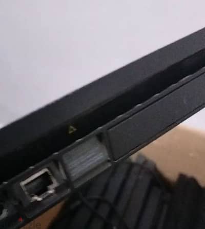 ps4 slim soft9 مع دراعين