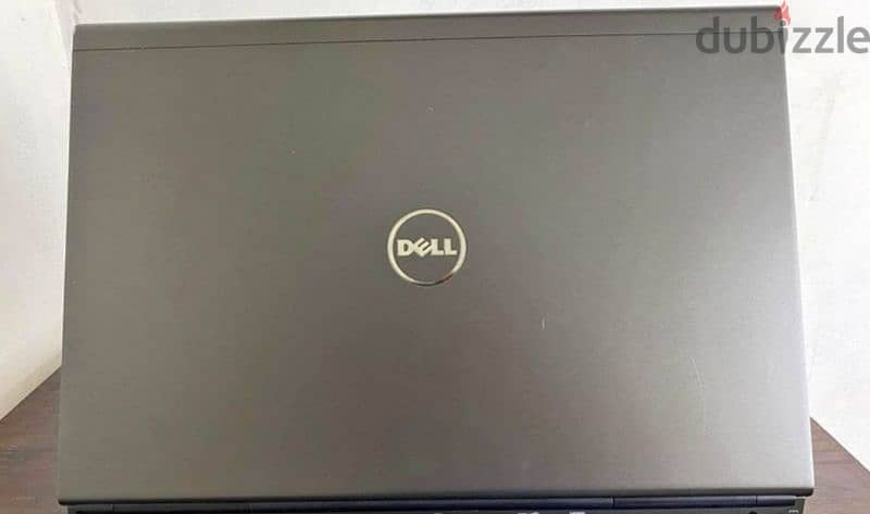 DELL  Precision M6800 1