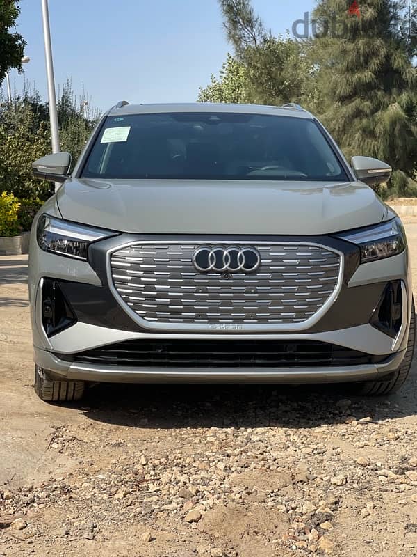 audi q4 etron 0