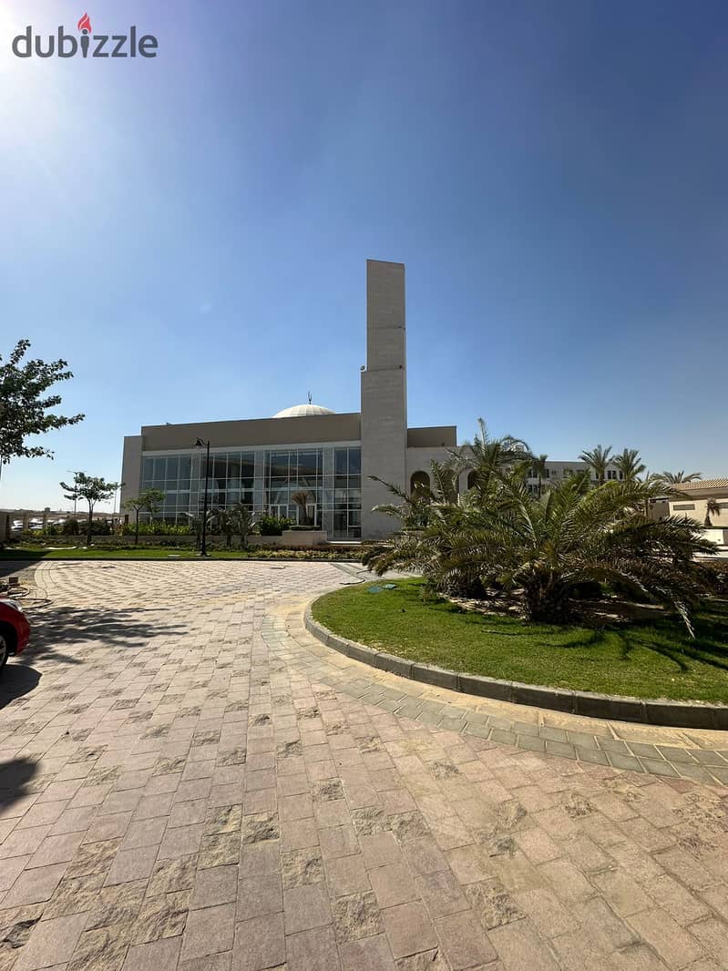 Apartment for immediate delivery, finished with air conditioners, for sale in Sheikh Zayed October, El-Sheikh Zayed|Village West Compound, Village Wes 4