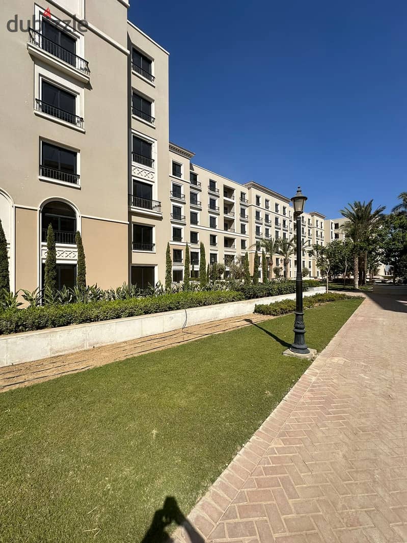 Apartment for immediate delivery, finished with air conditioners, for sale in Sheikh Zayed October, El-Sheikh Zayed|Village West Compound, Village Wes 7