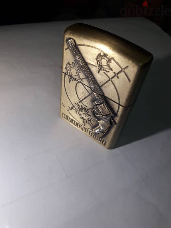 ولاعة ZIPPO لون GOLD 2