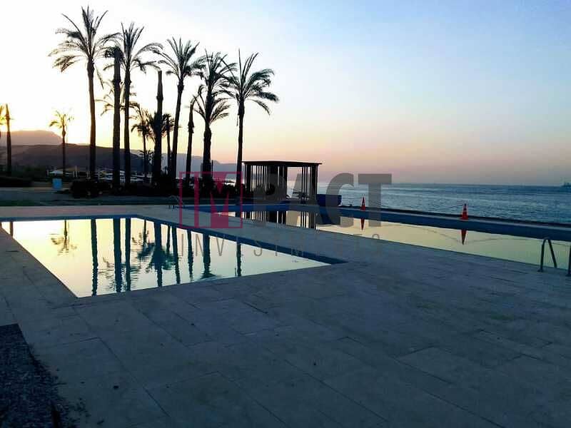 Chalet for sale in The Grove, Ain Sokhna  Chalet for sale, immediate receipt, fully finished, super deluxe, in The Groove, near Porto Sokhna and the M 7