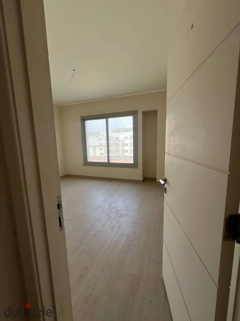 studio for rent Semi-furnished in Village Gate compound with kitchen, air conditioners and kitchen appliances at a snapshot price 3