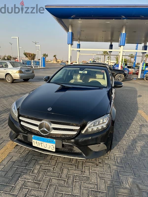 Mercedes-Benz C180 2020 من المالك 6