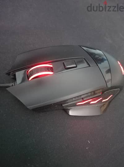 ماوس ريد دراجون حالة ممتازة Red Dragon mouse M609