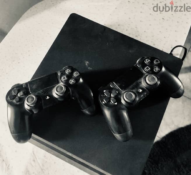 Sony PS4 Slim 0