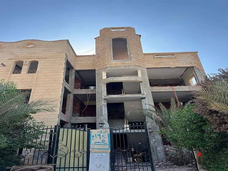 Duplex for sale 470 m in Al Yasmine 4 Compound, New Cairo, Ready to move, minutes from the Ring Road 3