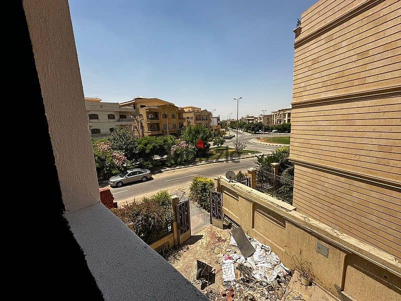 Duplex for sale 470 m in Al Yasmine 4 Compound, New Cairo, Ready to move, minutes from the Ring Road 4