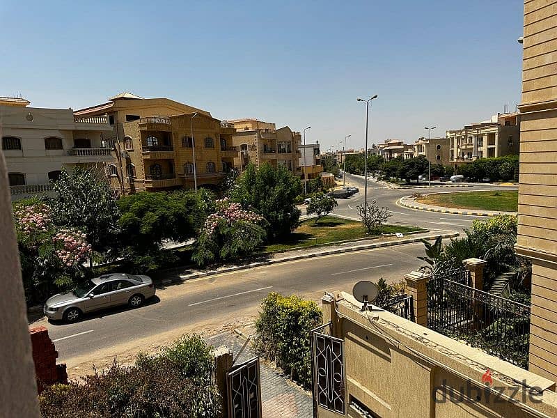 Duplex for sale 470 m in Al Yasmine 4 Compound, New Cairo, Ready to move, minutes from the Ring Road 8