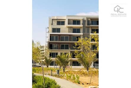 Apartment for sale 207m prime location in palm hills new cairo ready to move