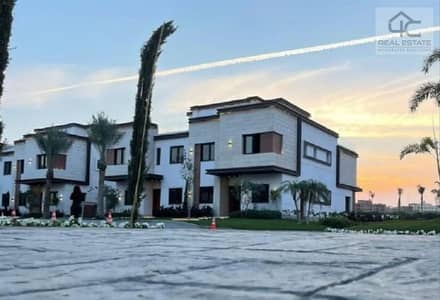 Townhouse middle View Landscape for sale in Azzar Infinity