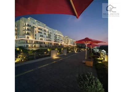 Apartment with the lowest price in the market for a quick sale, 170 meters, ready to move, WITH  price includes maintenance