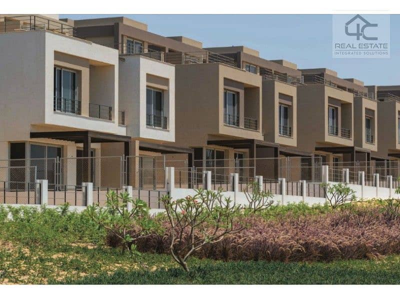 Townhouse Corner  in installments up to 8 years, in a prime location in the heart of New Cairo 0