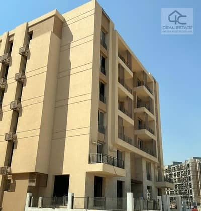 apartment 217 m in tag sultan compound ready to move 4 bedrooms at lowest price