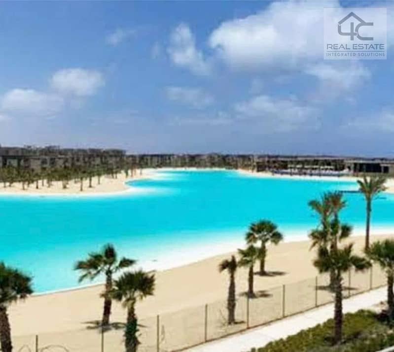 Townhouse 165m with garden first row lagoon on the largest landscape area in the best location on the coast 9