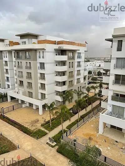 Bahri apartment with private garden with a 4,5 down payment and a long installment, for sale in Hyde Park Compound - View Landscape