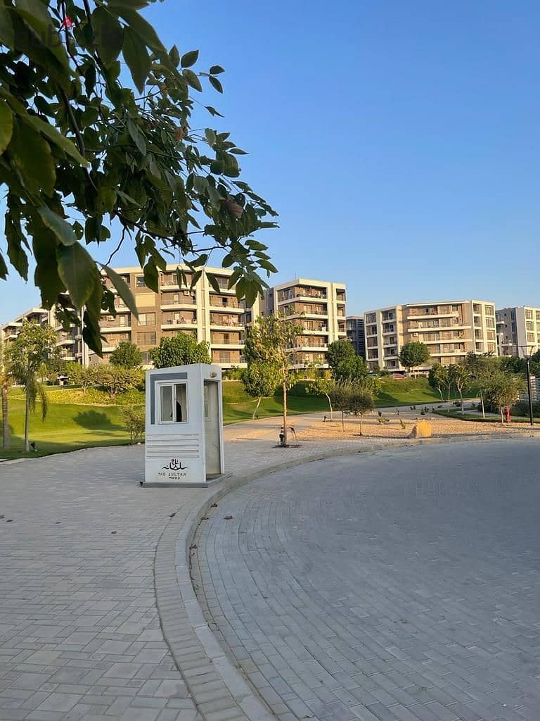 Apartment (less than 3,300,000) for sale in the most distinguished phase in Taj City Compound 5