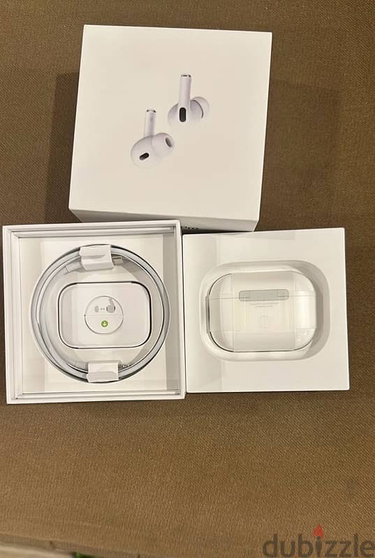 Apple airpods pro (2nd gen) 2