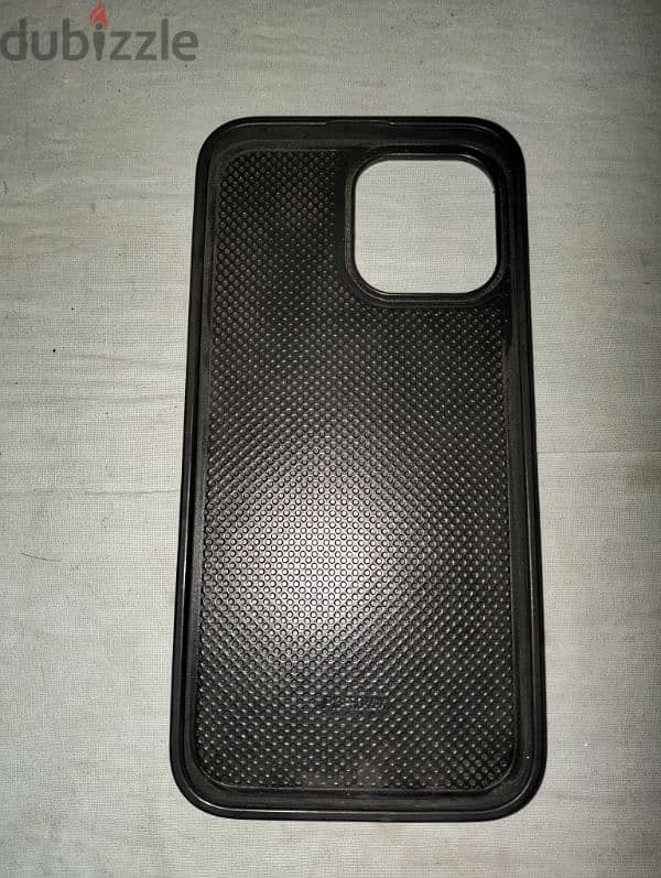 Used iPhone 13 Pro Max cover, like new 1