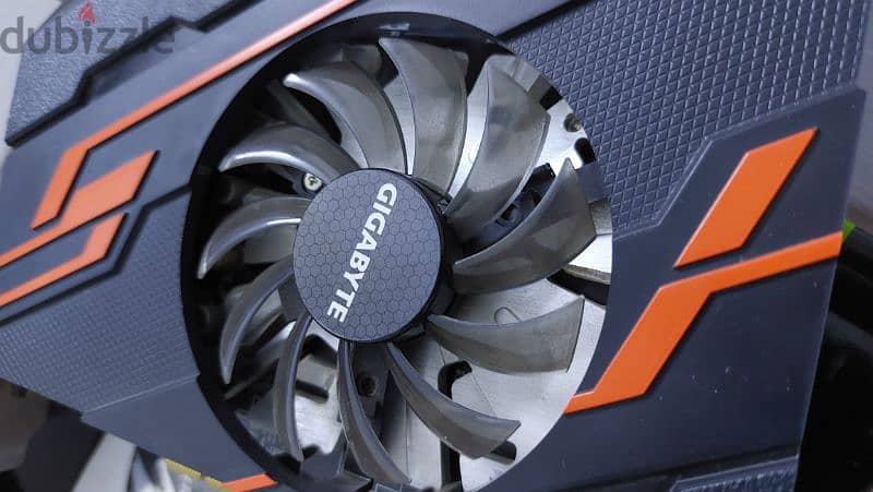 كارت شاشة GT-1030 من Gigabyte 9