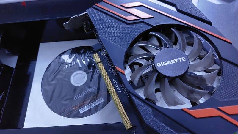 كارت شاشة GT-1030 من Gigabyte 10