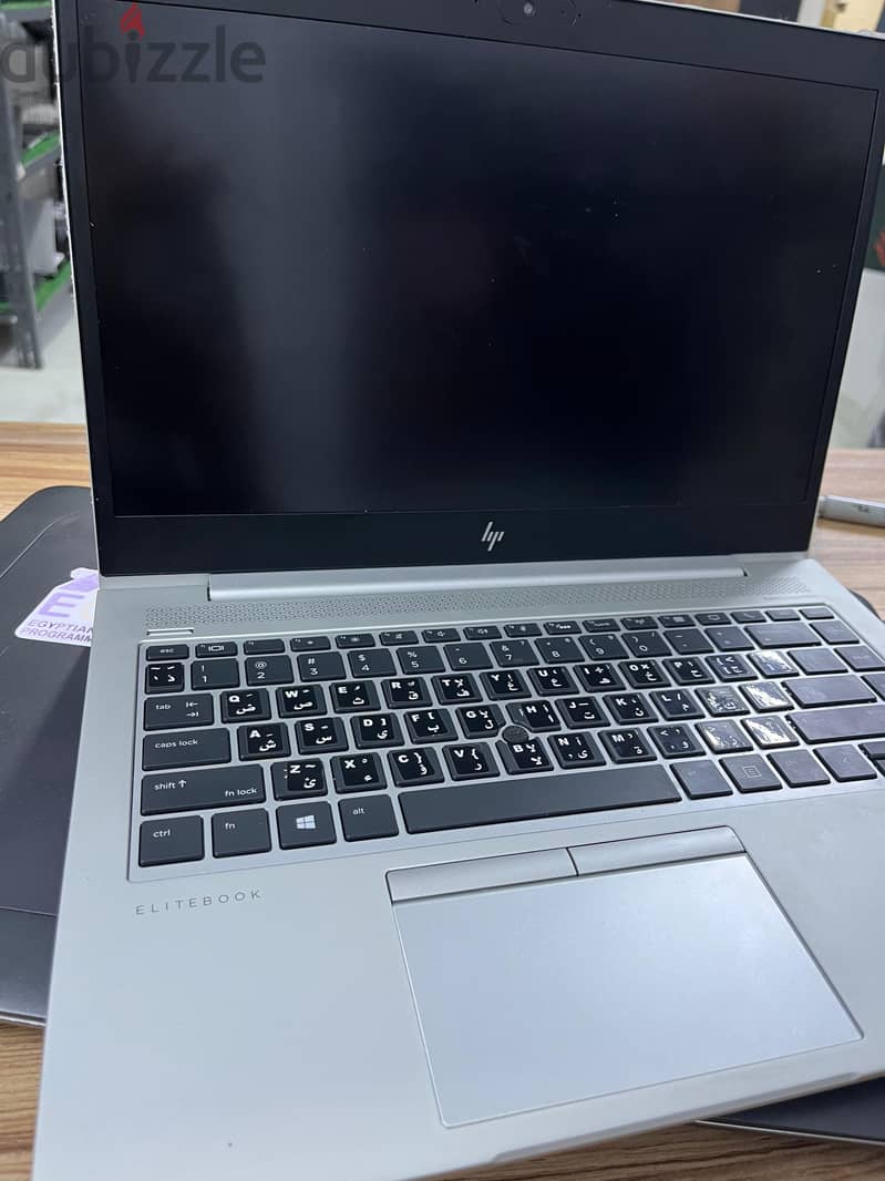 Laptop HP core i5 8th 3