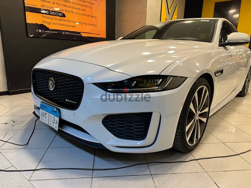 Jaguar XE 2020 2