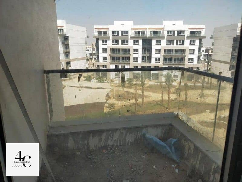 Lowest total and with installments apartment 191m 3 bedrooms view landscape and club house in hyde park 5th settlement 3