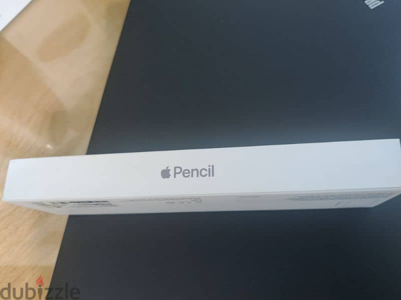 Apple iPad Pro 11' (2nd generation) with smart keyboard, apple pencil 5