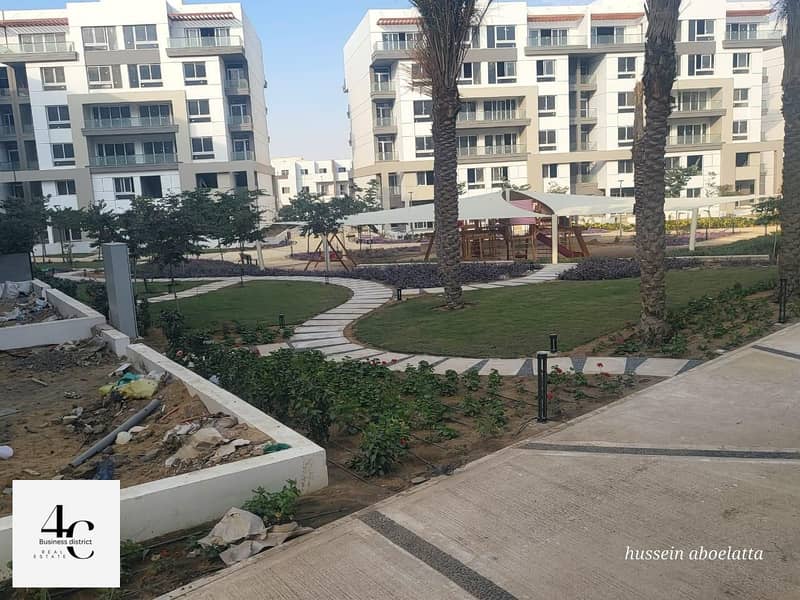 For sale duplex 216m open  view landscape with possability of installments and with lowest down payment in hyde park new cairo 5