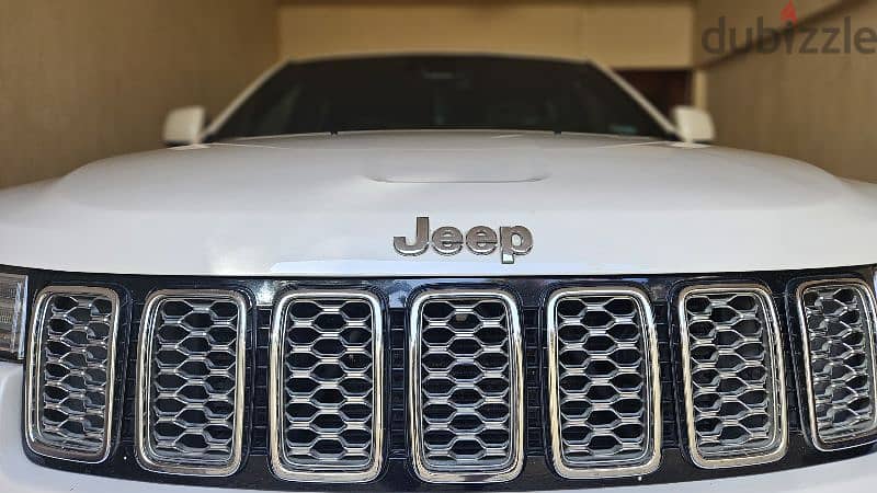 Jeep Grand Cherokee 2017 over land 2