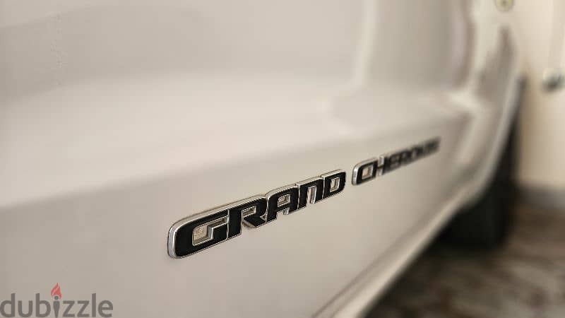 Jeep Grand Cherokee 2017 over land 7