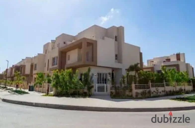 "Receive your fully finished villa immediately in the heart of October, Grand Heights Compound, near Mall of Arabia. " 7