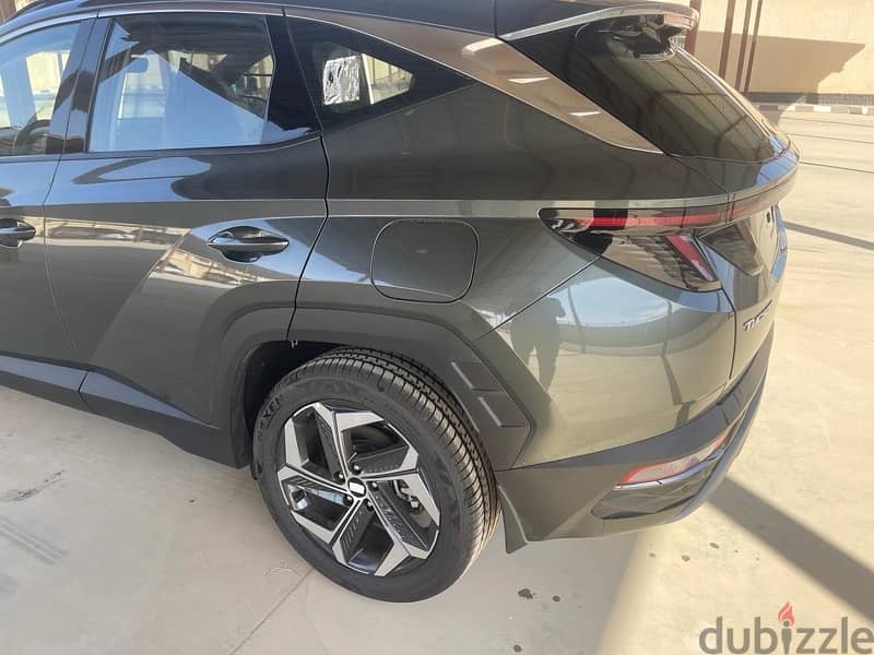 Hyundai Tucson 2023     لم ترخص كاملة فئة رابعه قبل اخيره 2