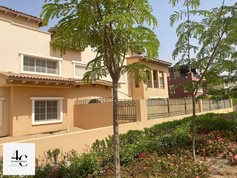 Classic Townhouse 234m With Land Area 270m view Landscape Near Club House At The Lowest Price In Hyde Park Fifth Settlement 4