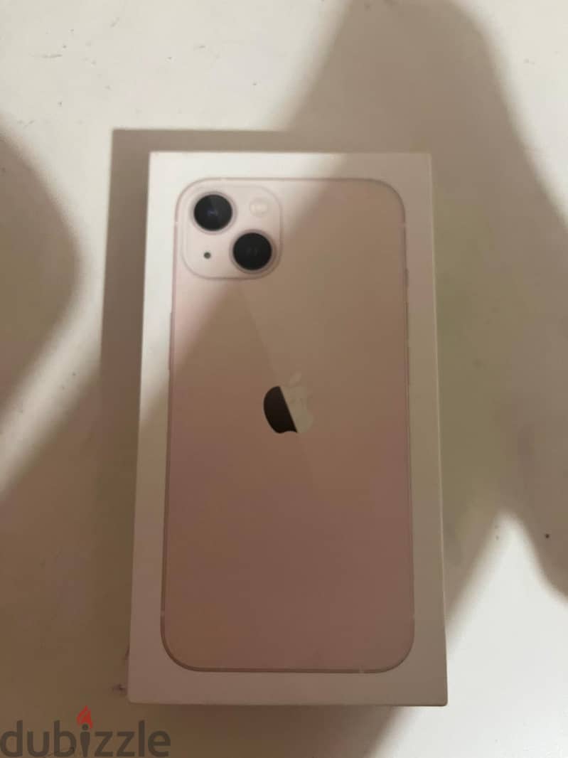 Iphone 13 pink لسه في الضمان 2