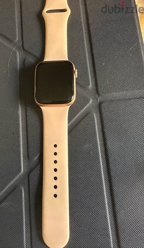 Apple Watch Series 4 - 44mm 3