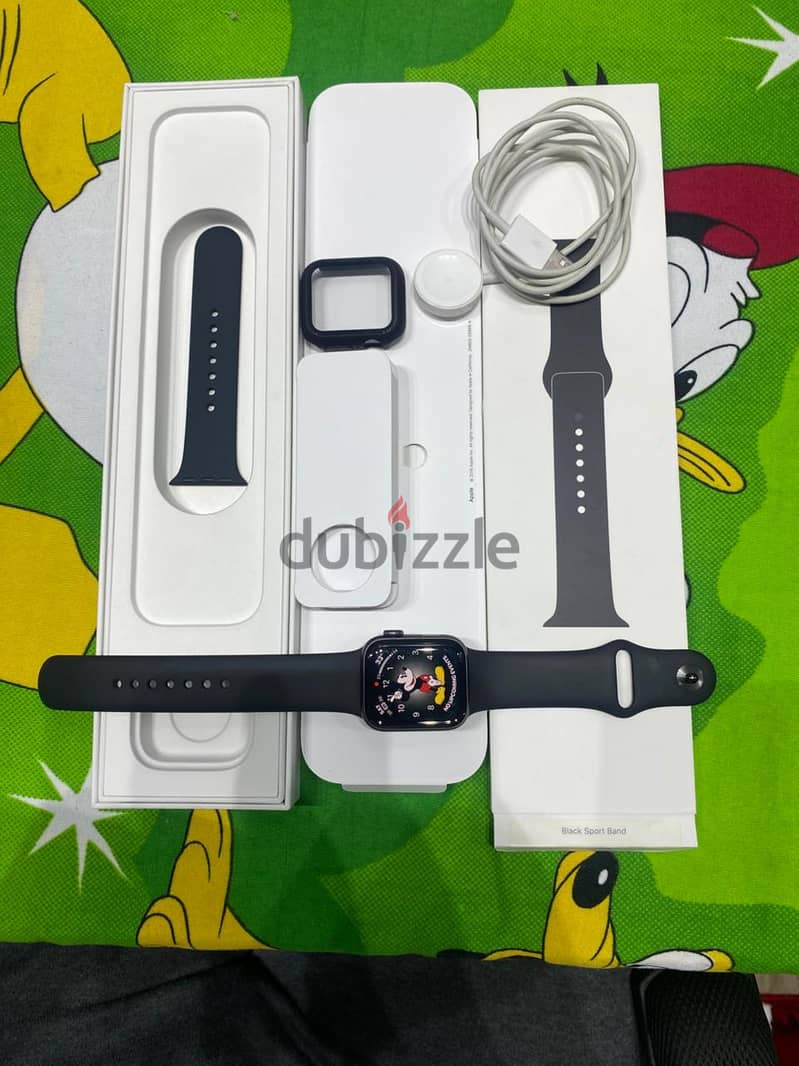 APPLE WATCH SE 40MM   ساعة آبل 8