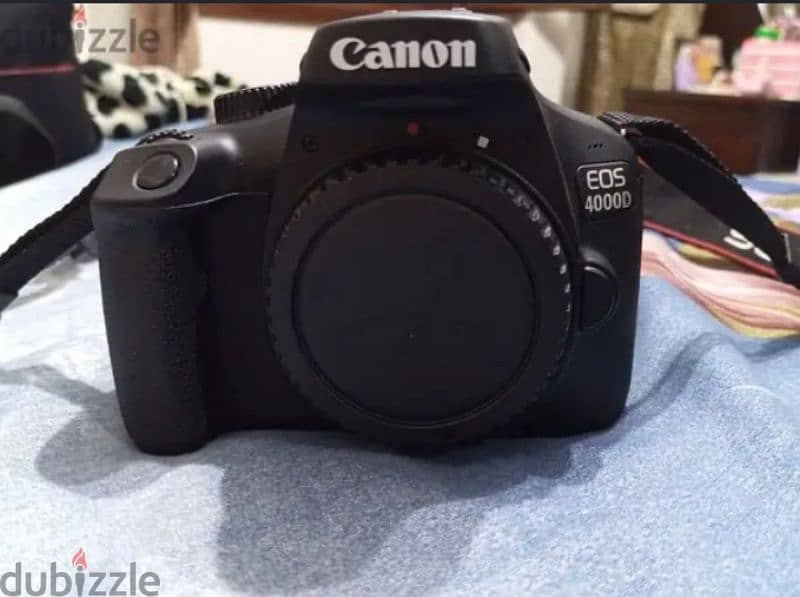 canon 4000D حالتها جديدة بالظبط 2